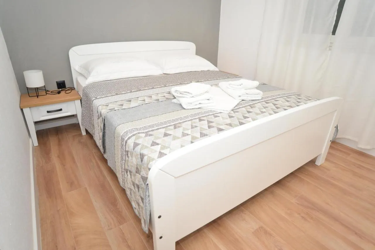 Apartment Ante 0*, Biograd Na Moru Croatia